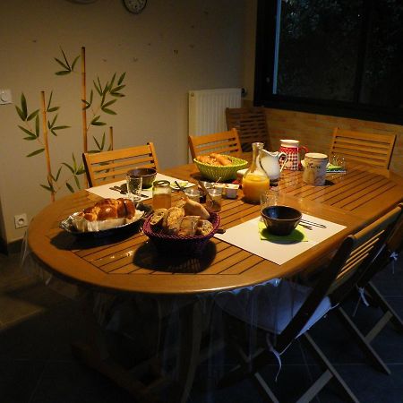 レ・ゼルビエ Les Mouettes Bed & Breakfast エクステリア 写真